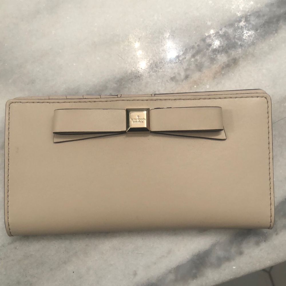 Kate spade wallet